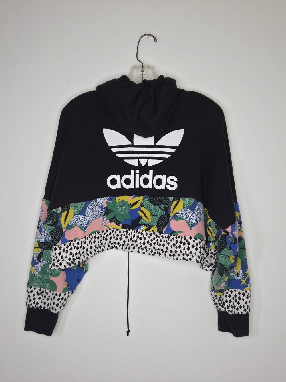 adidas Originals Her Studio Black Cropped Hoodie Floral and Green Accents S - Picture 3 of 8